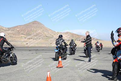 media/Feb-05-2023-Classic Track Day (Sun) [[c35aca4a42]]/Around the Pits/